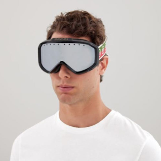 Masque de ski Gucci GG1210S : luxe et performance pour vos aventures en montagne