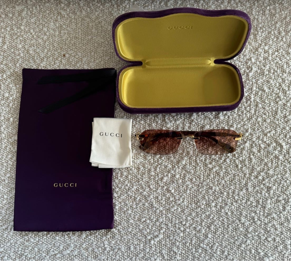 Lunettes de Soleil Gucci Logo GG1221S