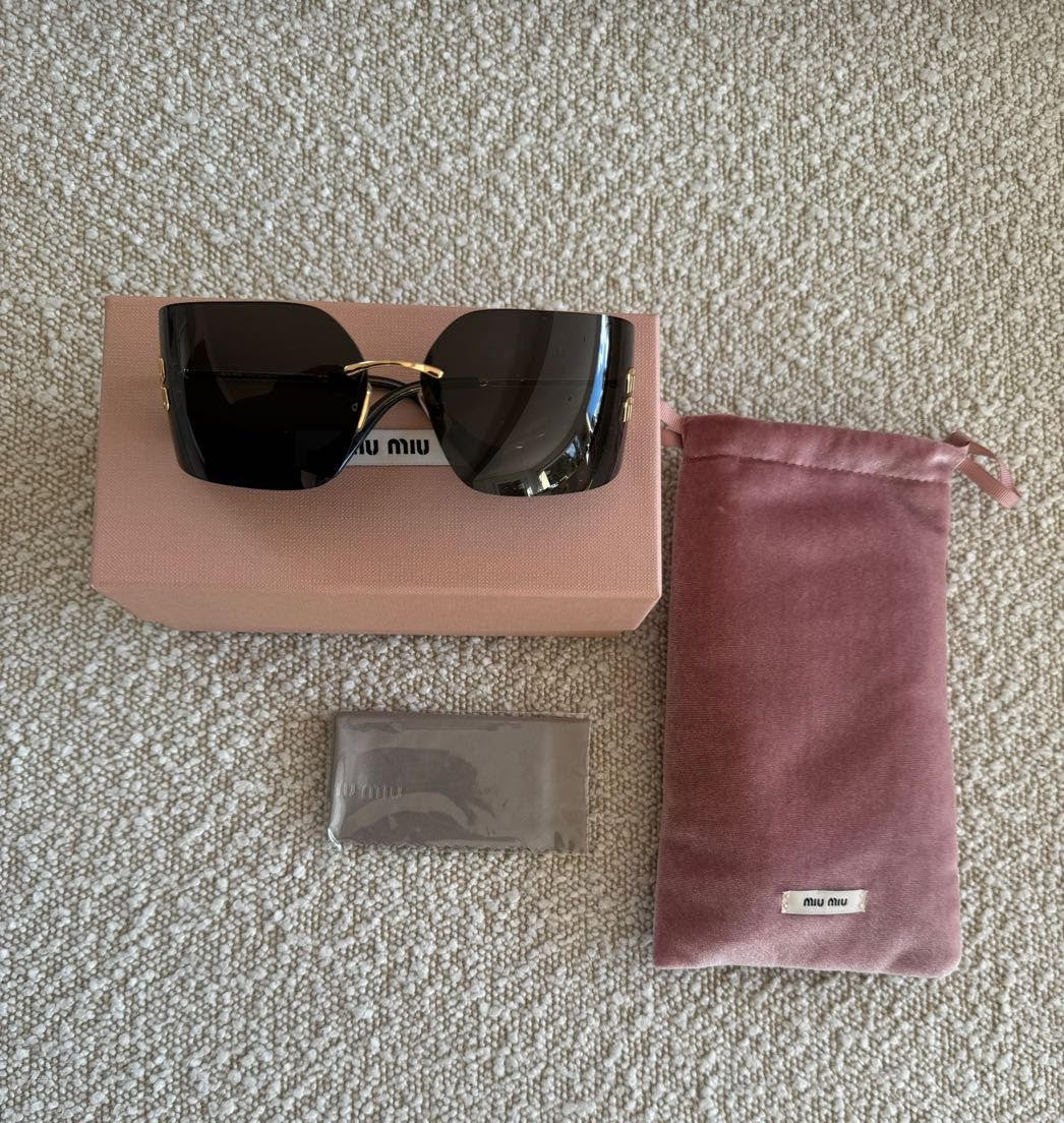 Óculos de Sol Miu Miu Runway MU 54YS