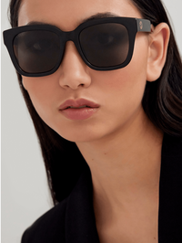 Óculos de Sol Gucci Logo GG1338SK