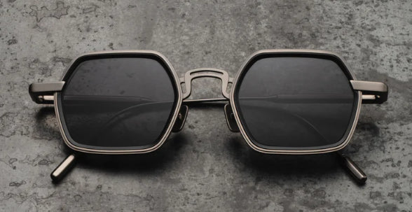 Lunettes de soleil Capote C393