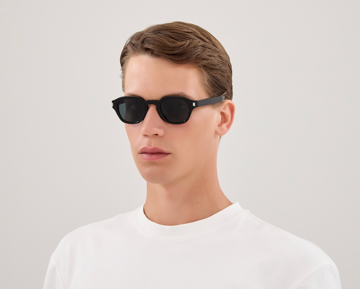 Lunettes de soleil Saint Laurent Corner Angle SL 946