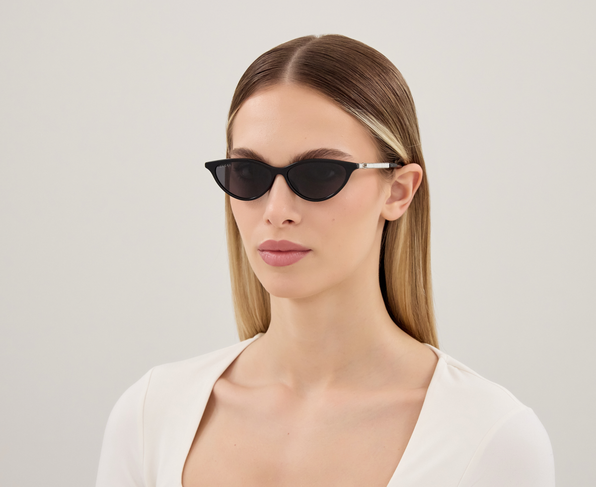 Lunettes de soleil Gucci Emblem GG2211S