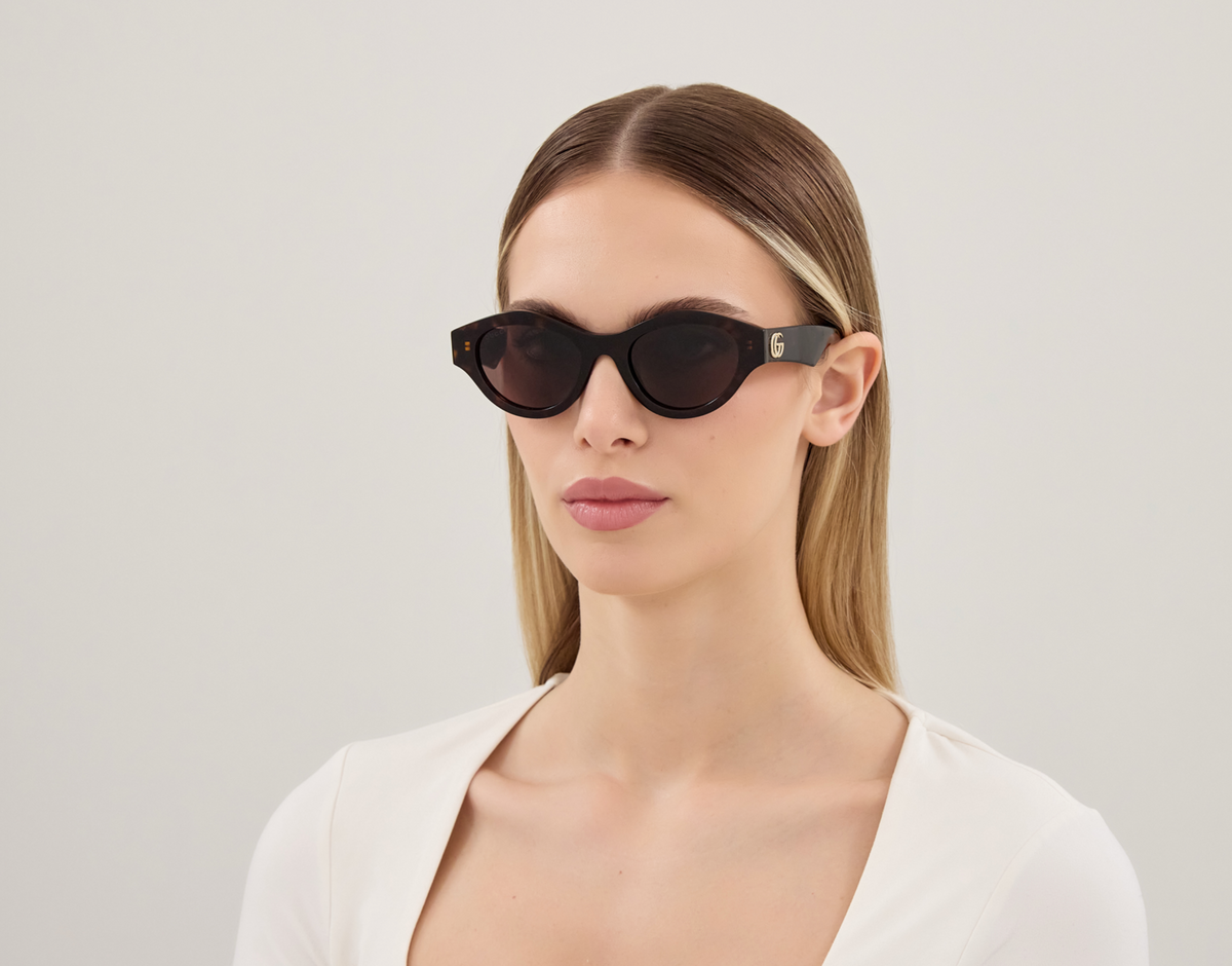 Lunettes de soleil Gucci Emblem GG2207S