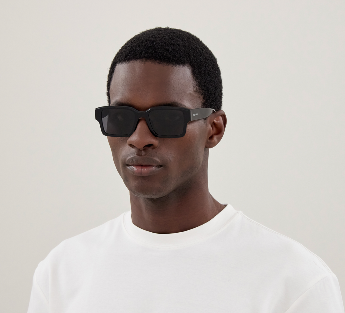 Lunettes de soleil Alexander McQueen Logo AM0579S