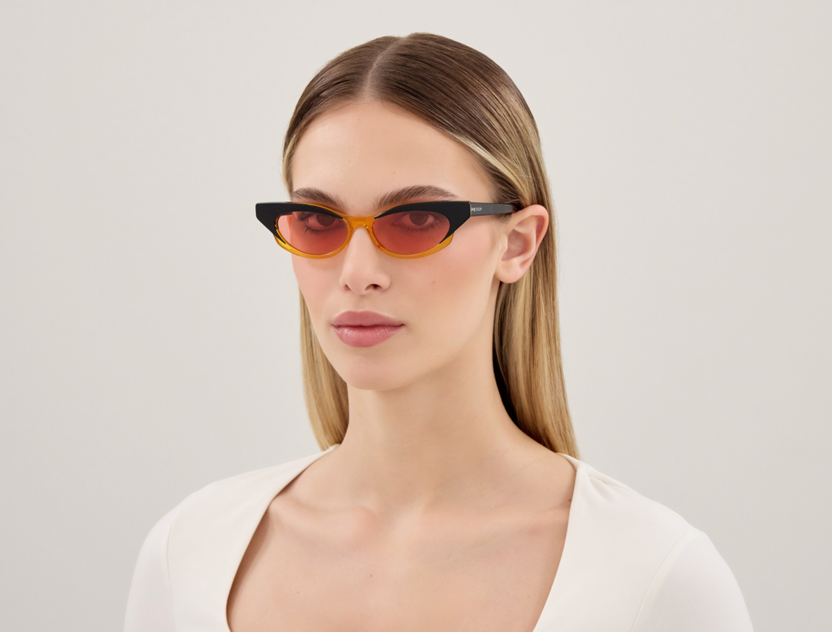Lunettes de soleil Alexander McQueen Logo AM0544S