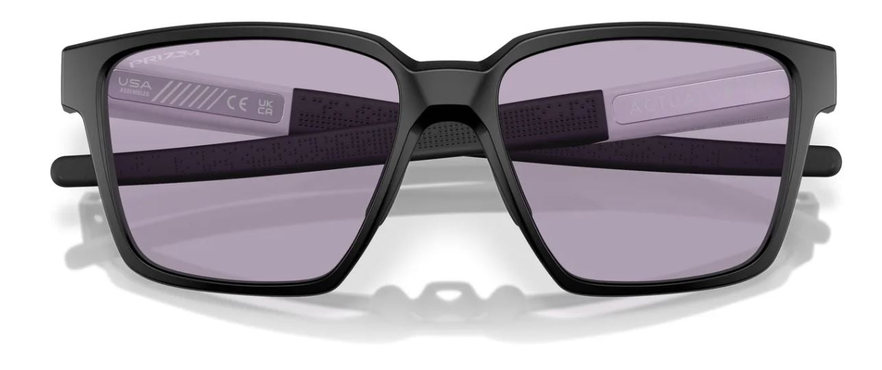 Lunettes de soleil Oakley Actuator sq OO9430